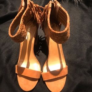 Selling for $55! Originally bought for $128